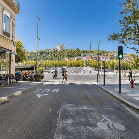 Bngo I Le Spacieux Hypercentre I 8p, 4ch, 2sdb Daire Lyon